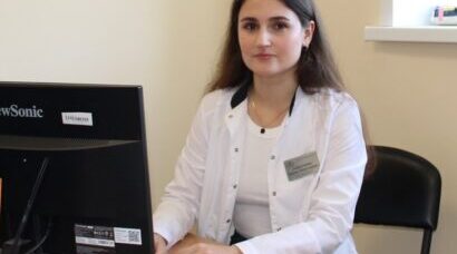 Университетские знания помогают доктору