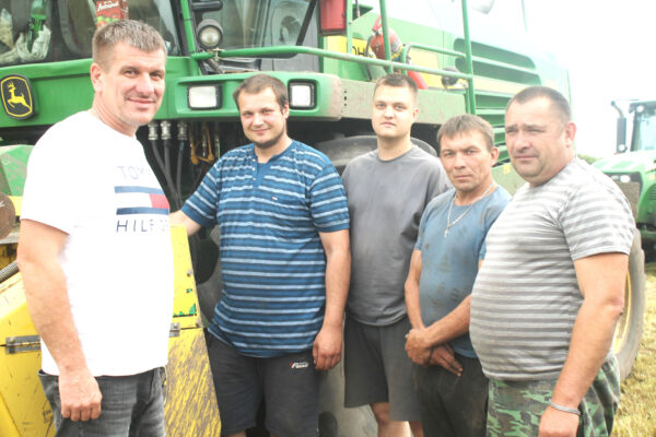 В Карачевском районе Брянской области идет заготовка кормов