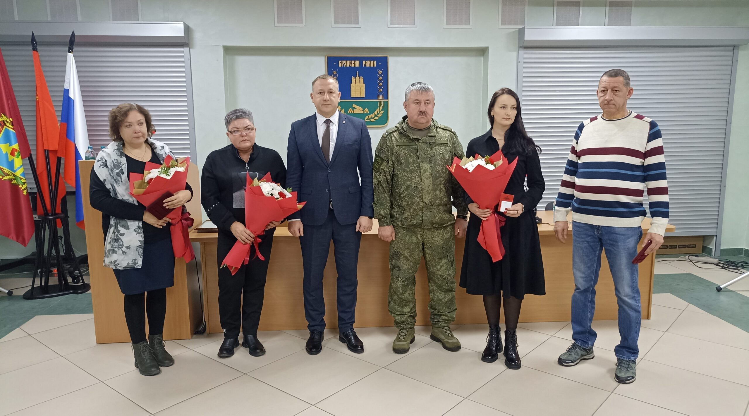 В Брянском районе вручили ордена Мужества семьям погибших участников СВО