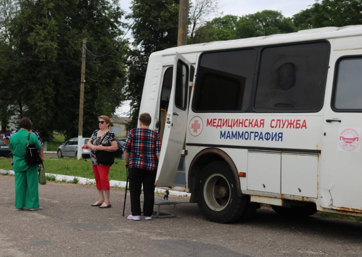 Комаричкую ЦРБ Брянской области еженедельно посещает передвижной маммограф   