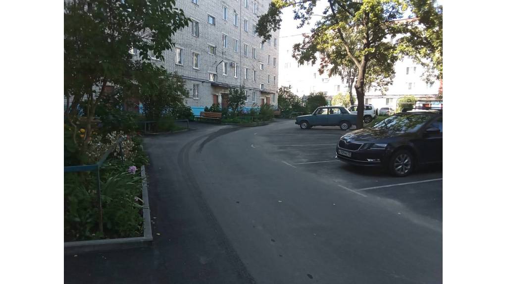 В Дятьково Брянской области отремонтировали двор   