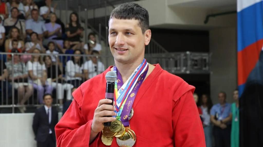 Брянский спортсмен победил на Кубке мира по самбо   