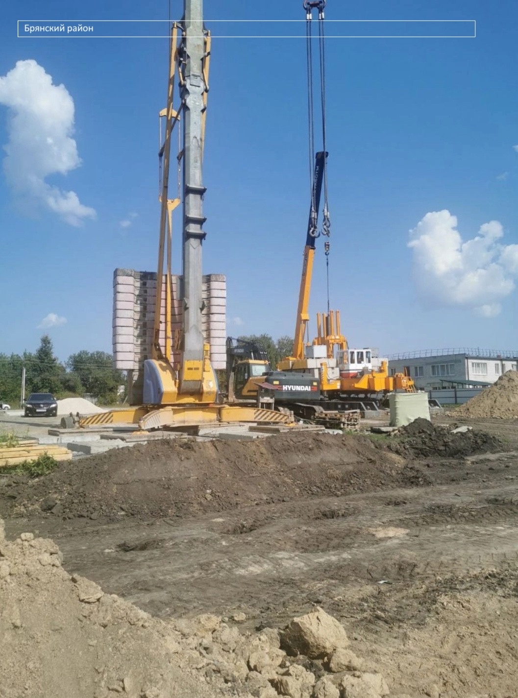 В Глинищево продолжается строительство Дворца  зимних видов спорта