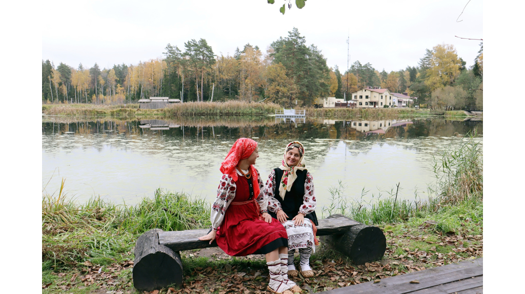 В заповеднике «Брянский лес» проходит фотосъёмка народного костюма региона