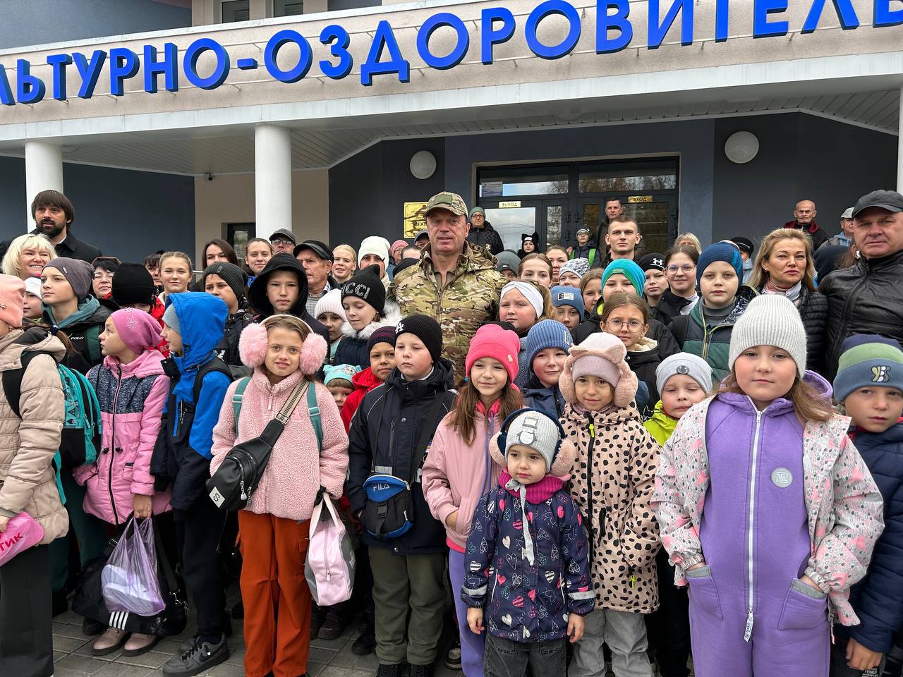 Сергей Антошин договорился с руководством физкультурно-оздоровительного комплекса «Бежица» о бесплатных занятиях для бойцов БАРС – Брянск