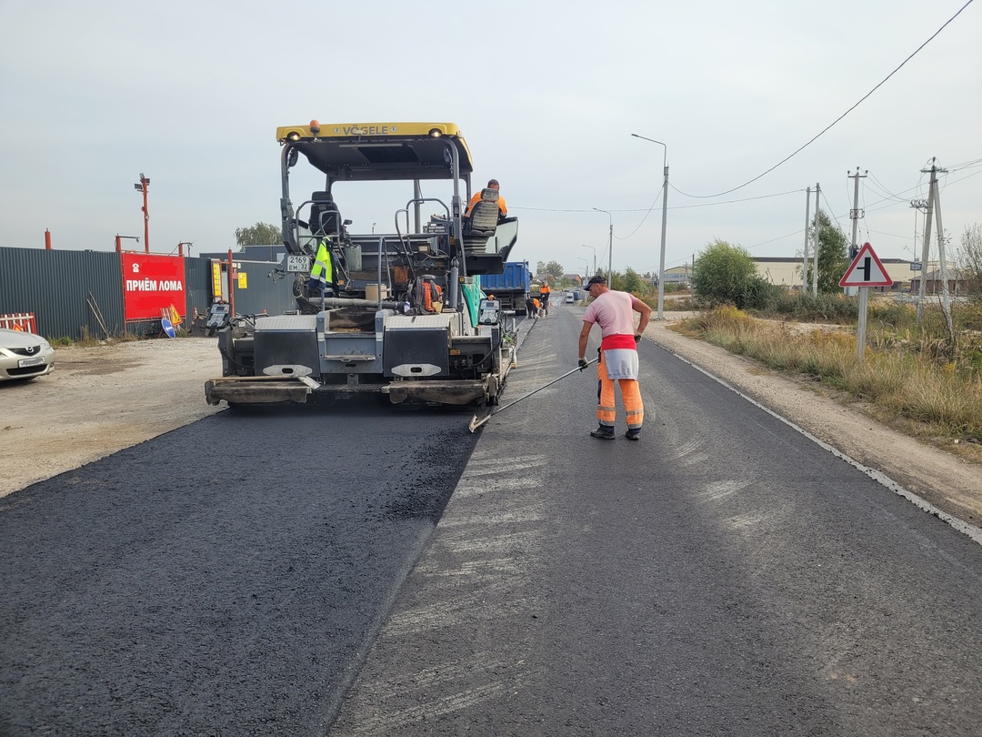 В Брянском районе продолжается ремонт автодорог