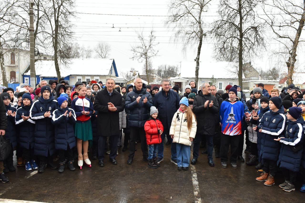 В Брянске открыли ледовый дворец «Пересвет»