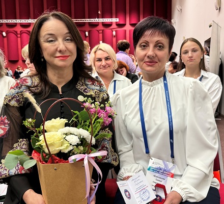 Главной медицинской сестре Жуковского медцентра Брянщины вручили нагрудный знак «За верность профессии»