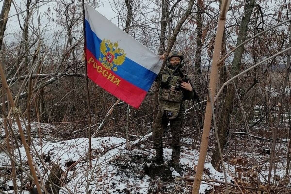 В школе Стародубского округа Брянщины состоялась встреча с бойцом СВО