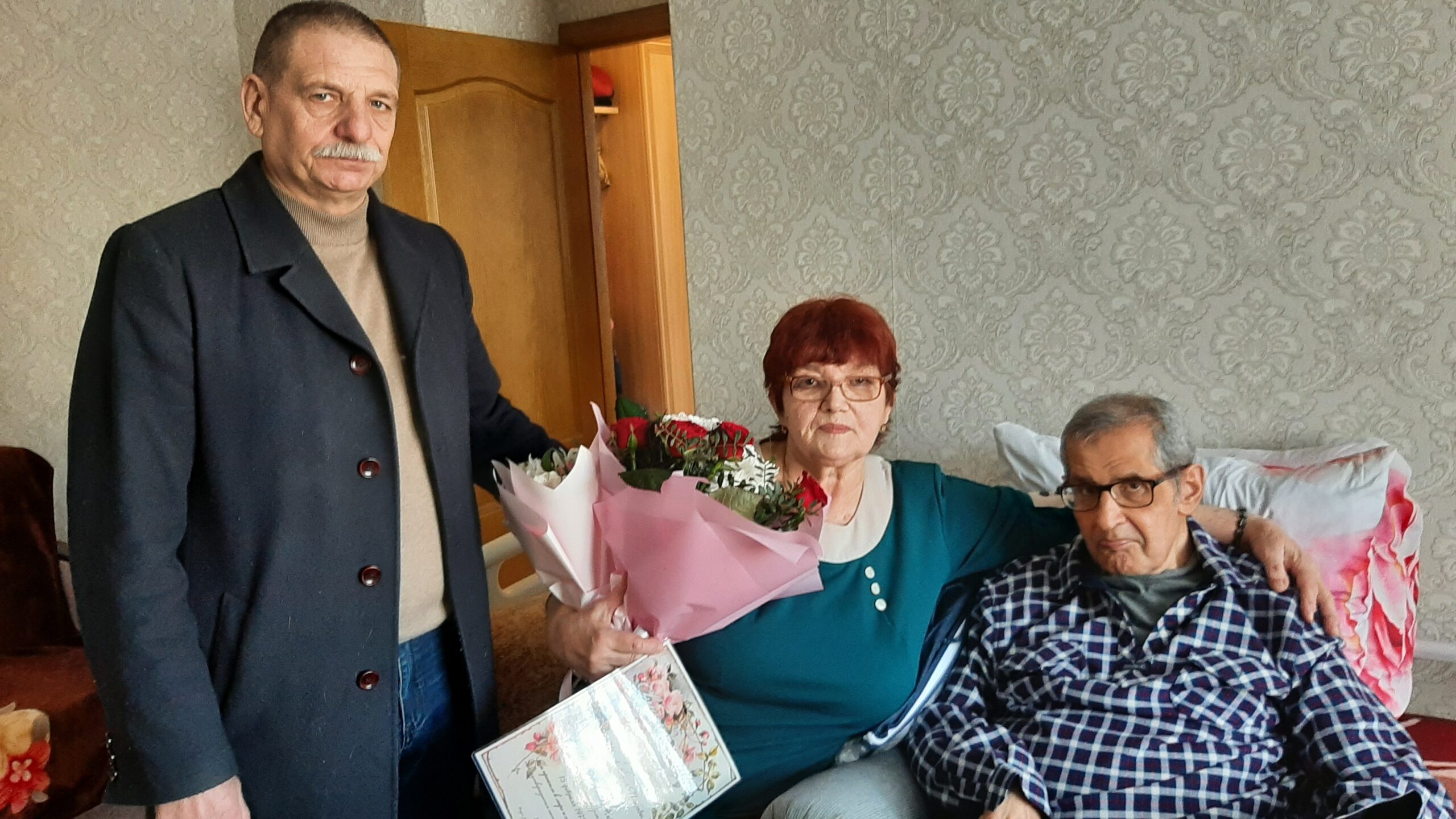Супруги Ивановы из поселка Мичуринский Брянского района золотые юбиляры