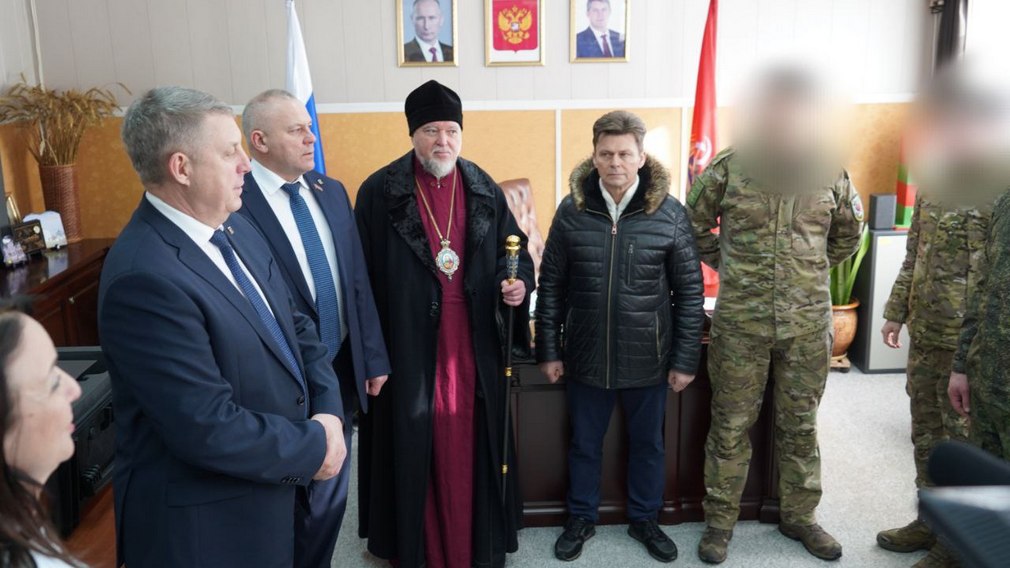 Губернатор Брянской области передал группировке «Брянск» необходимое оборудование