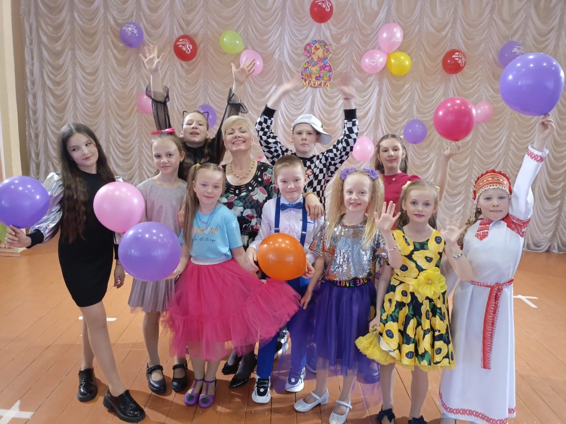 8 Марта — мамин день в Брянском районе