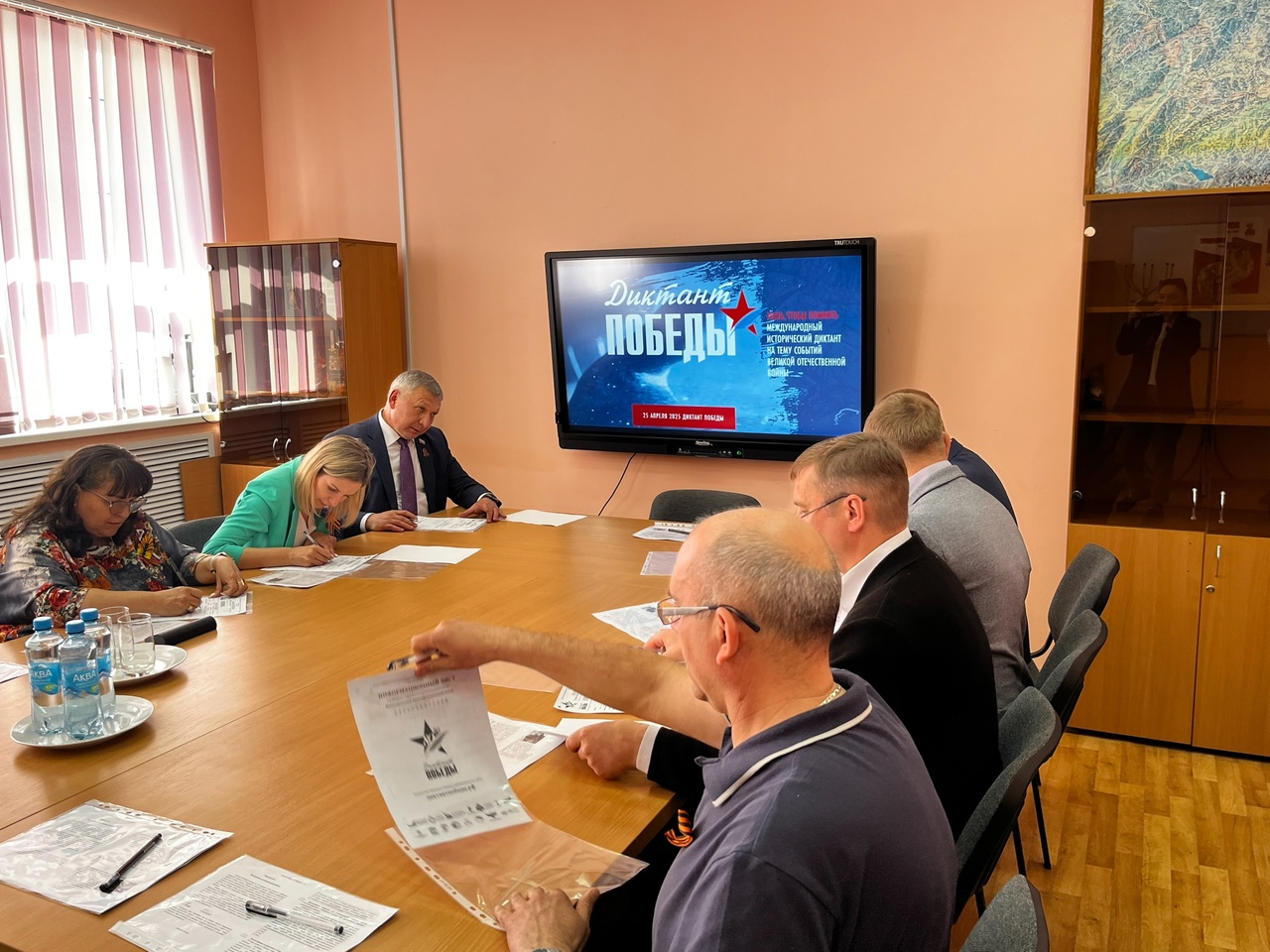 800 жителей Брянского района приняли участие в «Диктанте Победы»