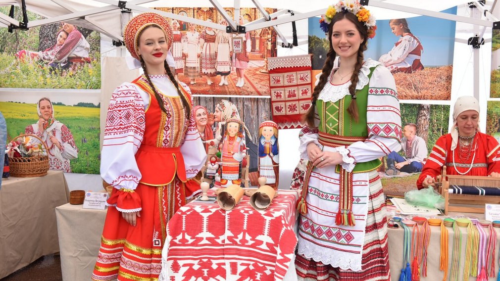 Брянцы и беларусы скрепили дружбу печатями на берестяных грамотах