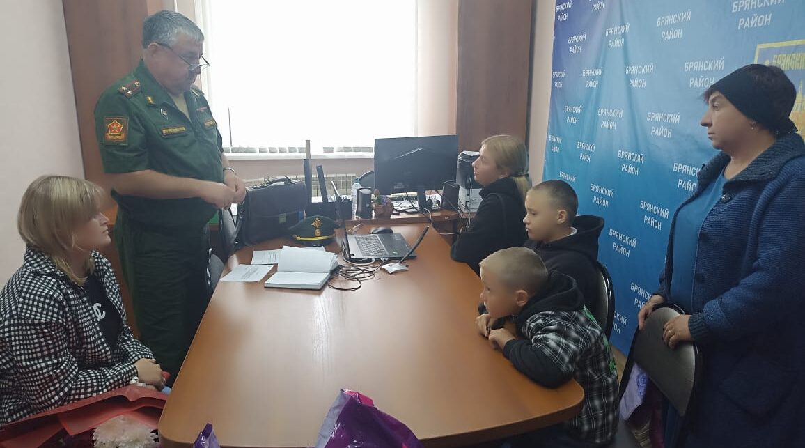 Военком встретился с родственниками погибших бойцов