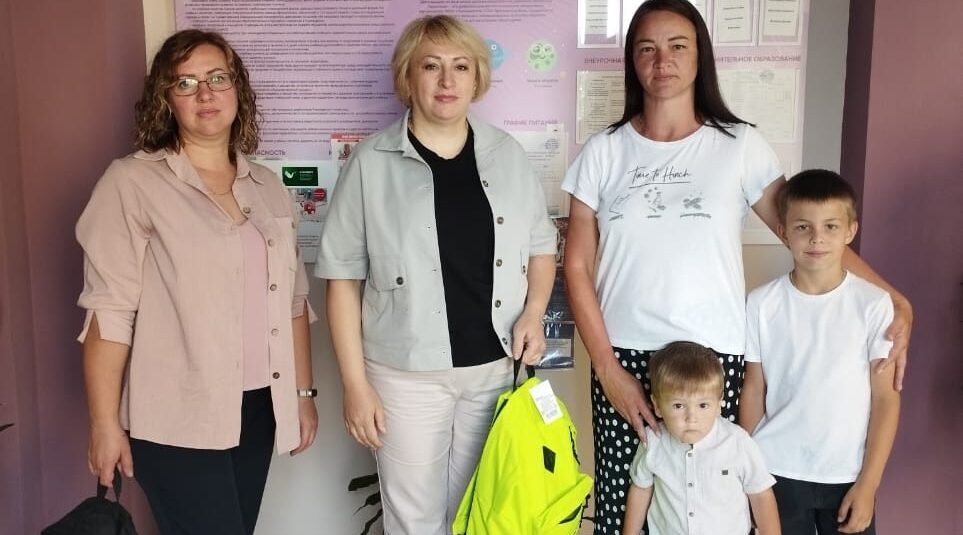 Единороссы Брянского района провели акцию
