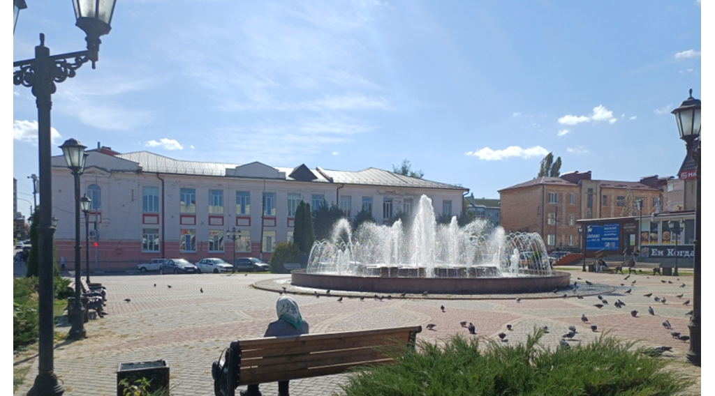 В Клинцах благоустроили городскую площадь