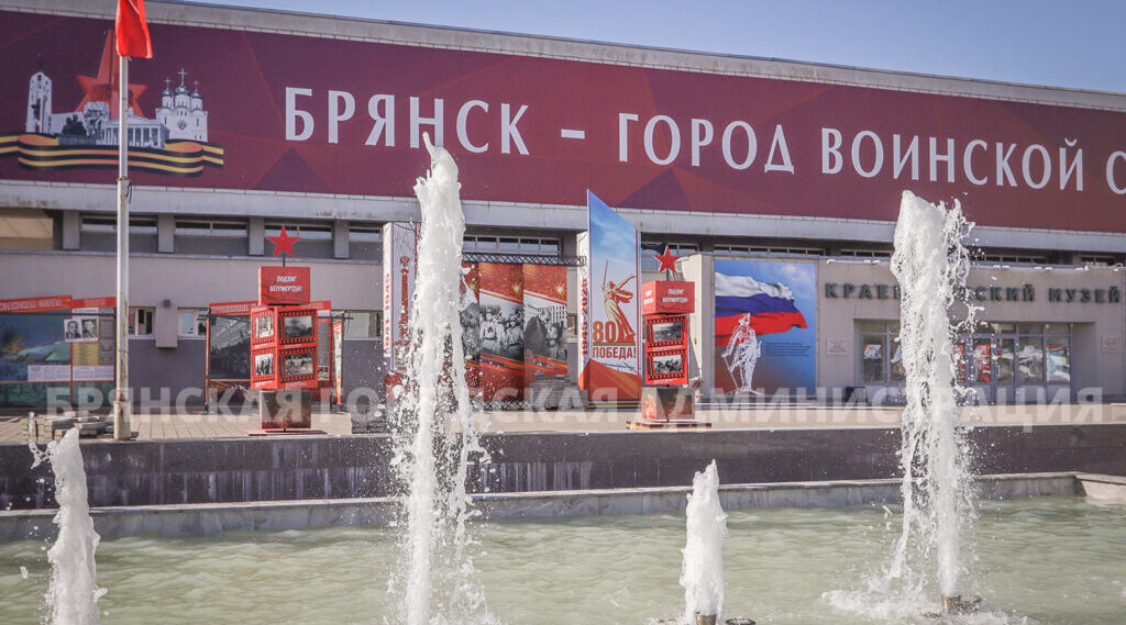 На площади Партизан вновь забил фонтан
