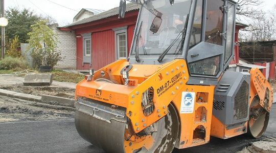 В Советском районе Брянска продолжается ремонт участка улицы Горького