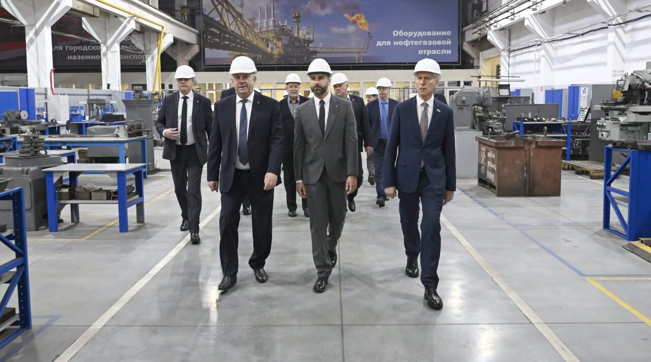 Александр Богомаз  и Олег Матыцин посетили посетил ООО «Термотрон-завод».