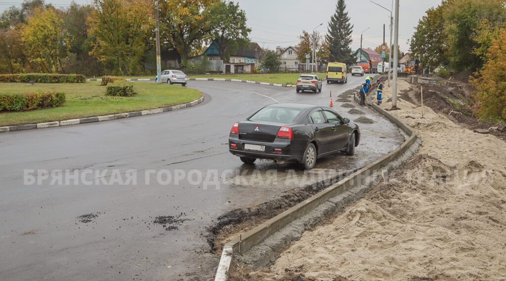 В Брянске расширяют переулок Депутатский