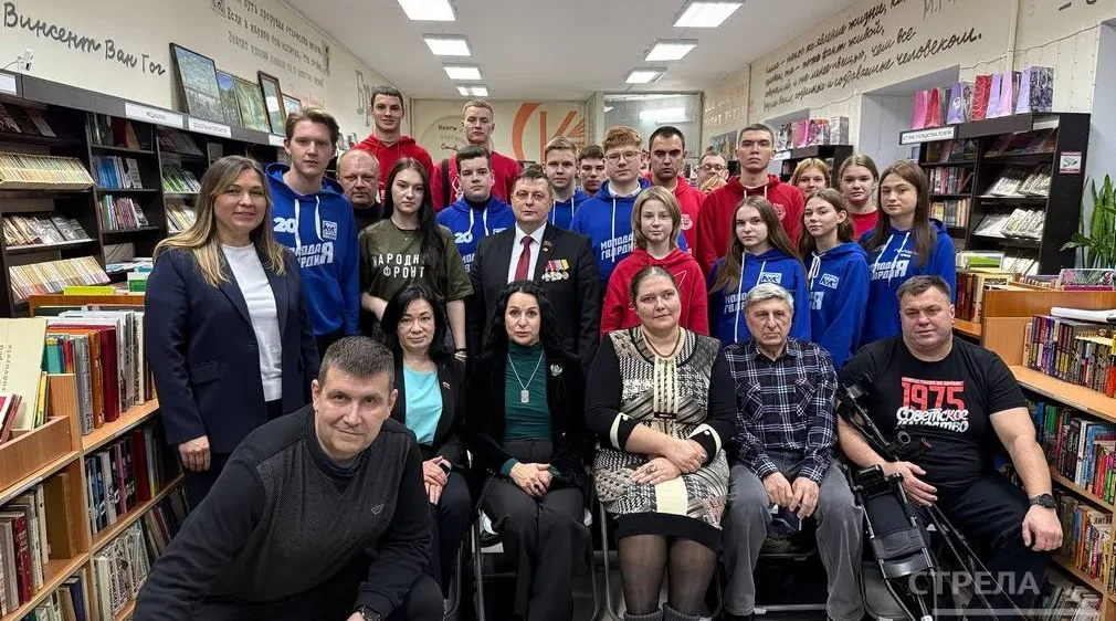 В «Брянсккниге» прошел литературный вечер с Евгением Вылцаном