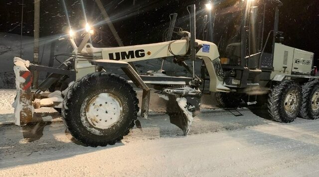 На Брянщине круглосуточно ведется уборка снега