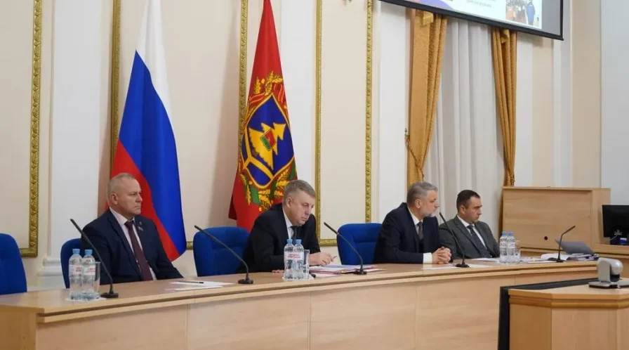 В Брянской области подвели итоги реализации нацпроекта «Семья» в 2025 году