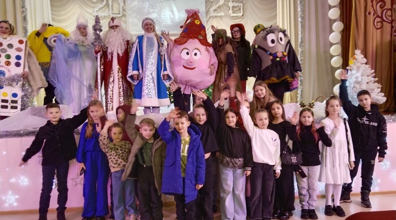 Новогодняя сказка ожила в Добрунском ПКДЦ