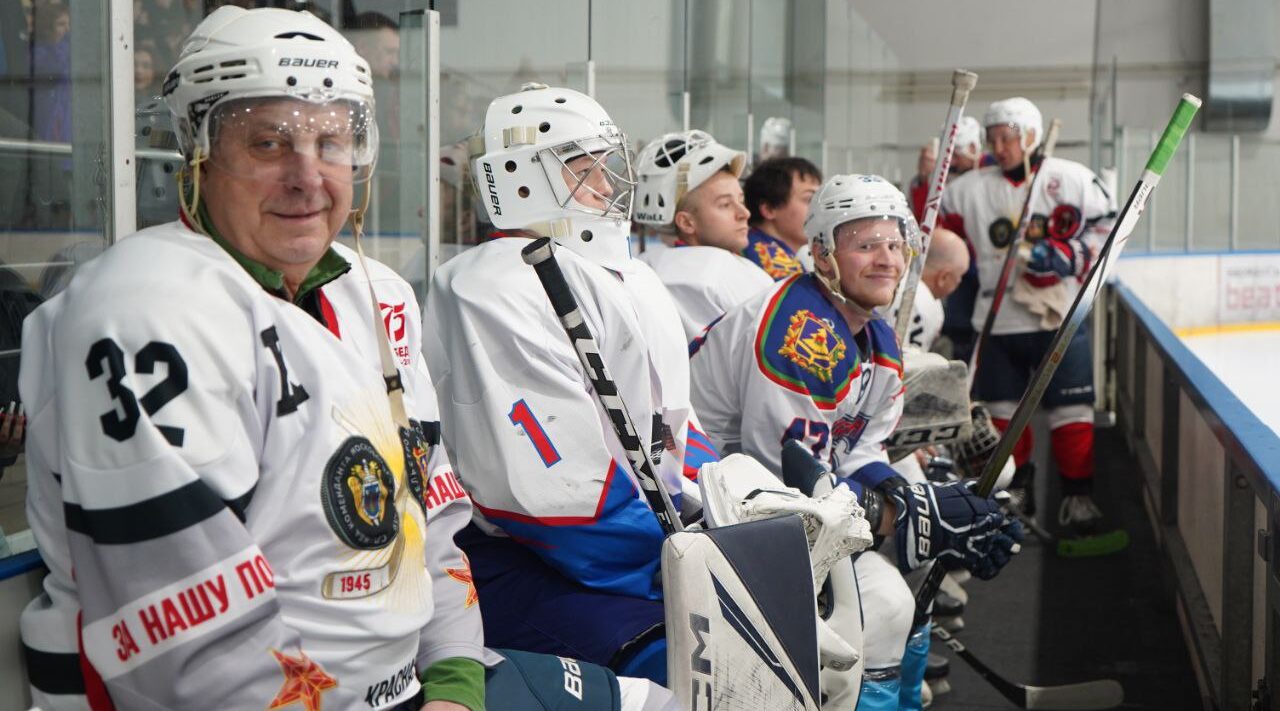 Губернатор поздравил брянскую молодежь с Днем студента