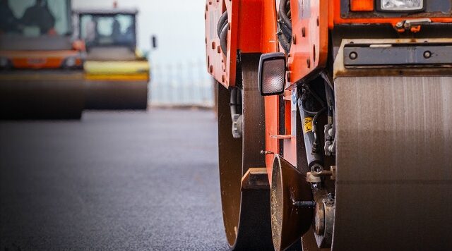 В Брянской области отремонтируют участки дороги Комаричи — Севск