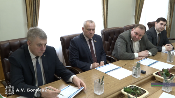 Александр Богомаз провел встречу с генеральным директором АО «Газпром энергосбыт Тюмень»