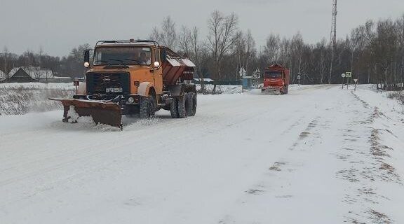 В Брянской области продолжается борьба со снегом
