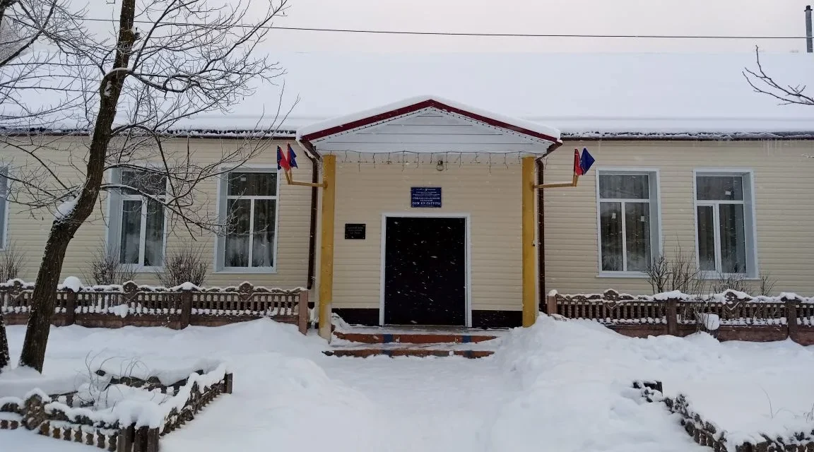 После ремонта двери распахнул Стекляннорадицкий ПКДЦ имени С.И. Мальцова