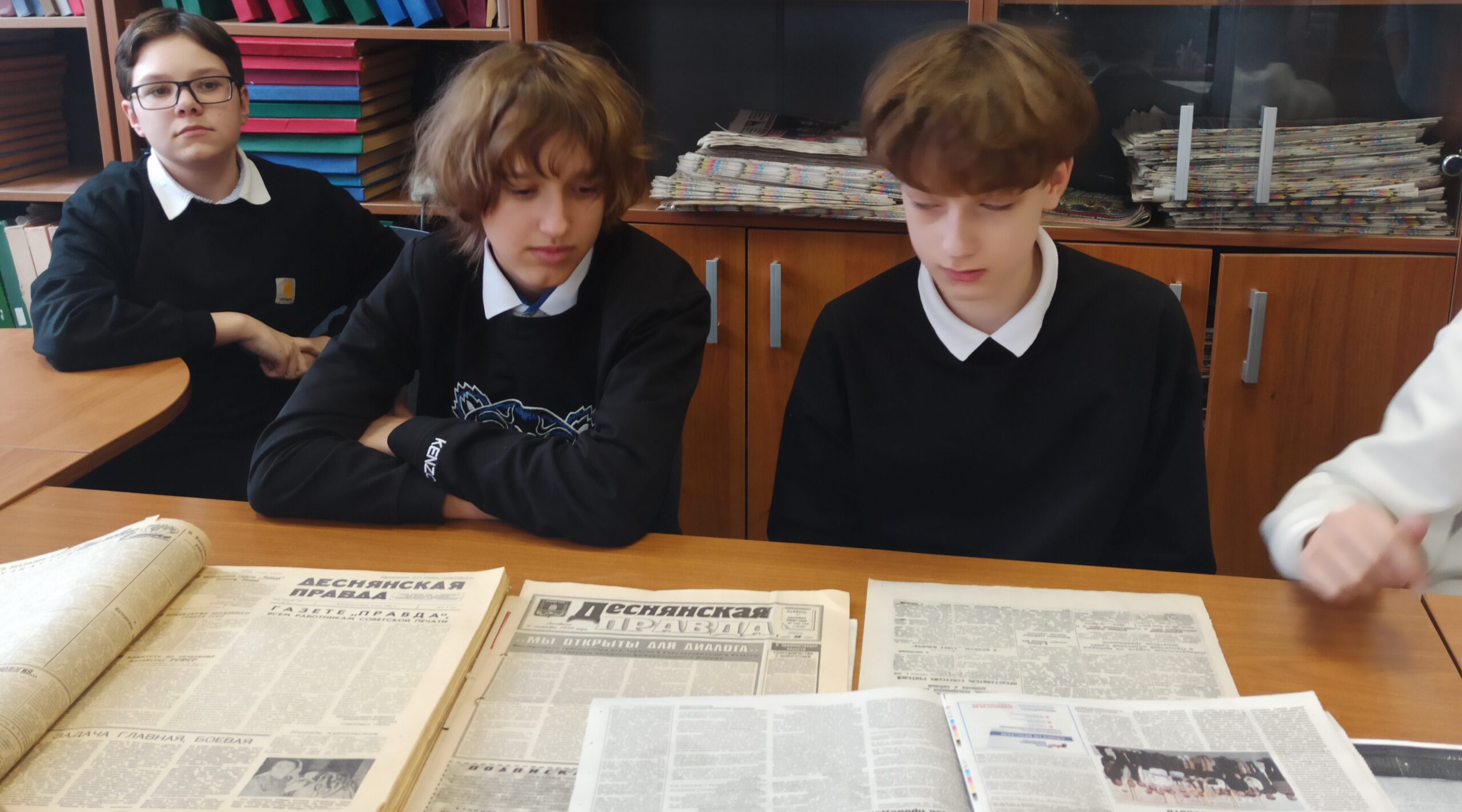 Школьники из Брянска посетили редакцию газеты «Деснянская правда»