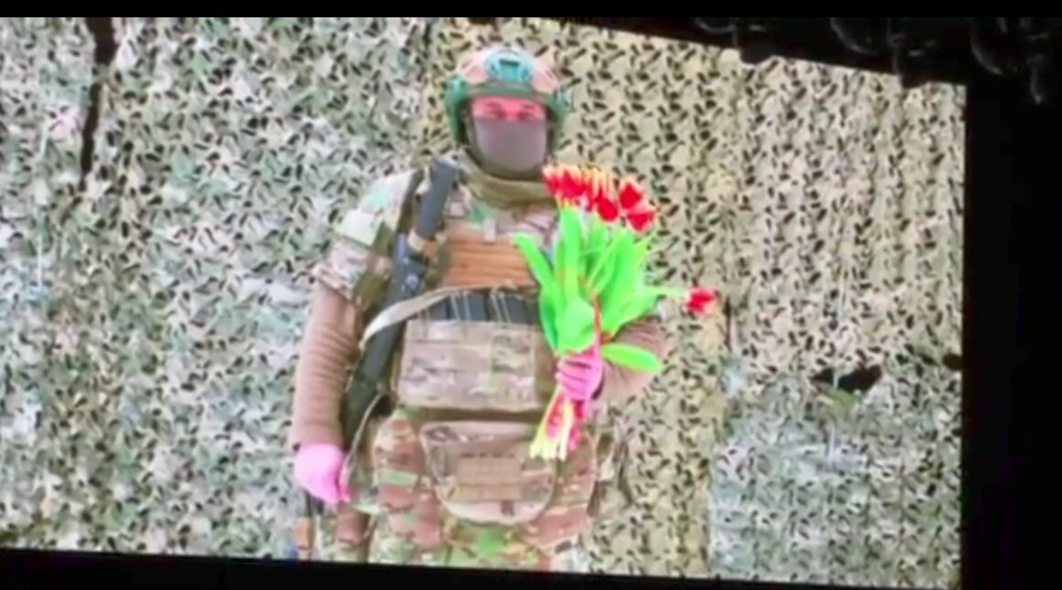 Брянские участники СВО поздравили с праздником своих женщин