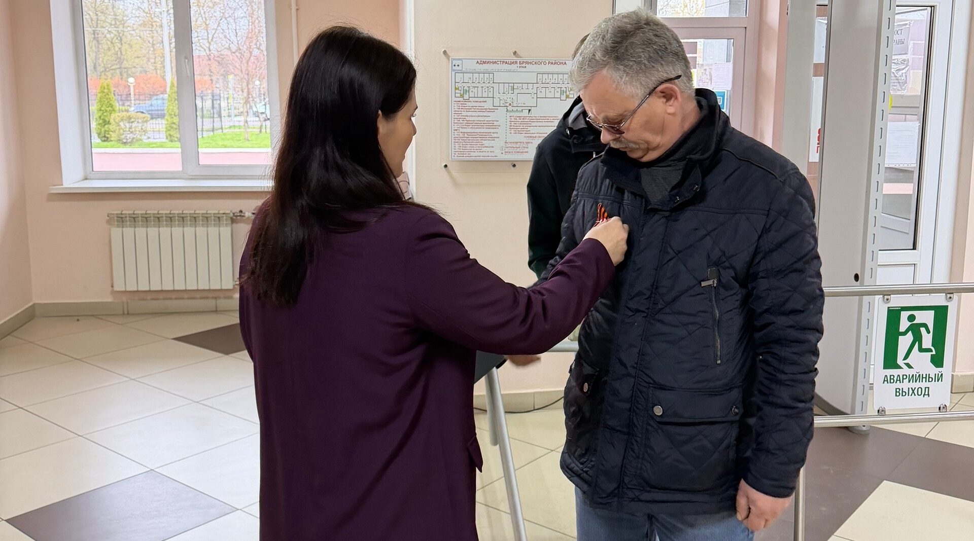 В Брянском районе стартовала акция «Георгиевская лента»