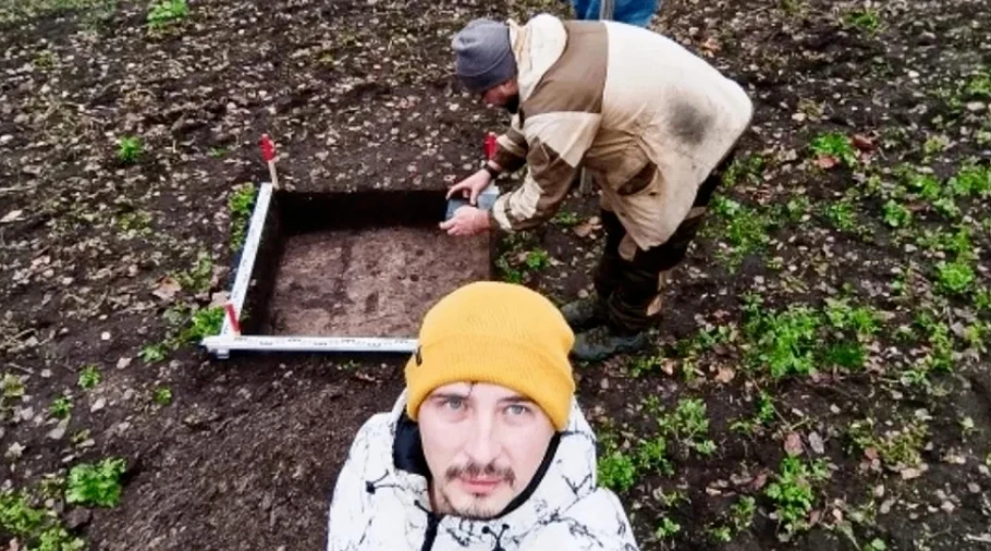 В Хотылёво обнаружена каменная печь XIII века