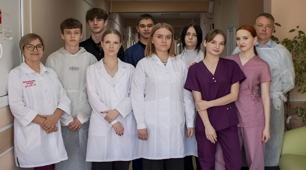 Медицинские учреждения Брянщины помогают определиться с профессией