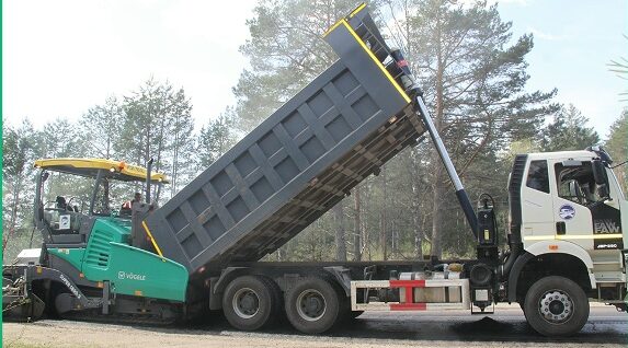 В Брянской области отремонтируют более 150 км автодорог и 1 мостовое сооружение