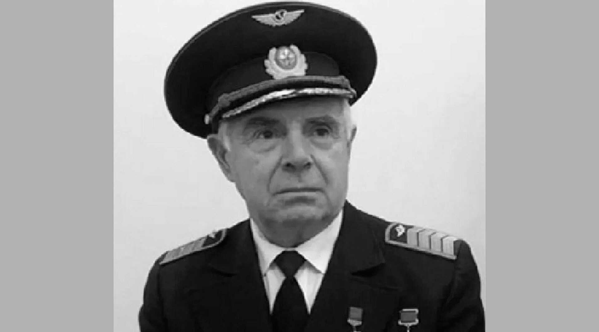 Герой СССР проявил мужество и хладнокровие, спасая Як-40