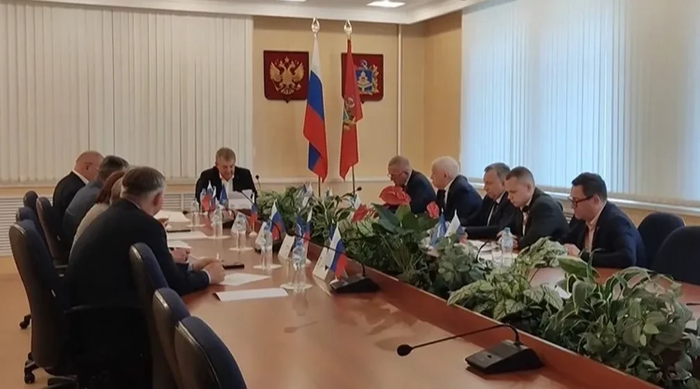 Александр Богомаз внесён в список участников предварительного голосования «Единой России»