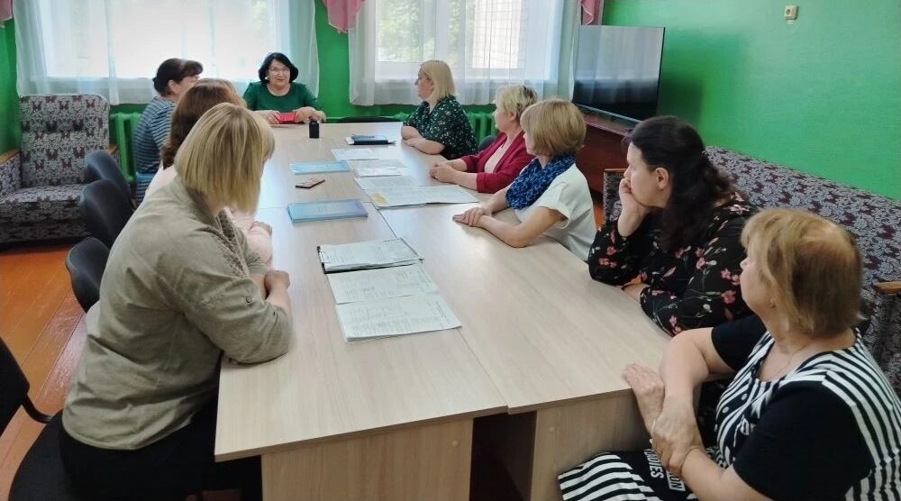 Депутат Журавлёва провела в Пальцо приём граждан
