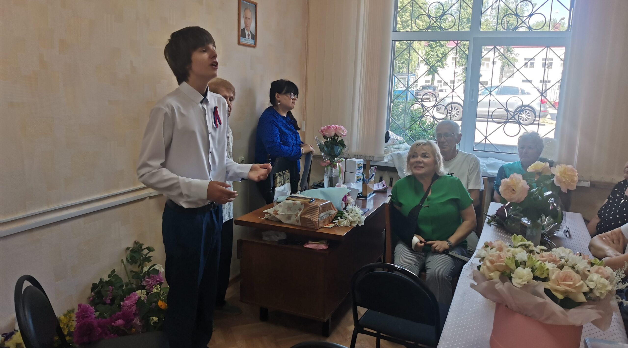 В клубе «Активное долголетие» прошло праздничное мероприятие «Широка страна моя родная!»