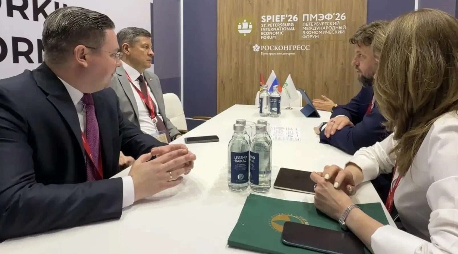 Глава Брянщины провел рабочую встречу с генеральным директором АО «Росагролизинг»