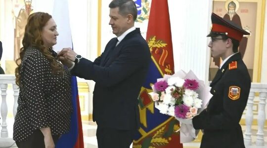 Главная медсестра детской поликлиники № 2 удостоена высокой награды