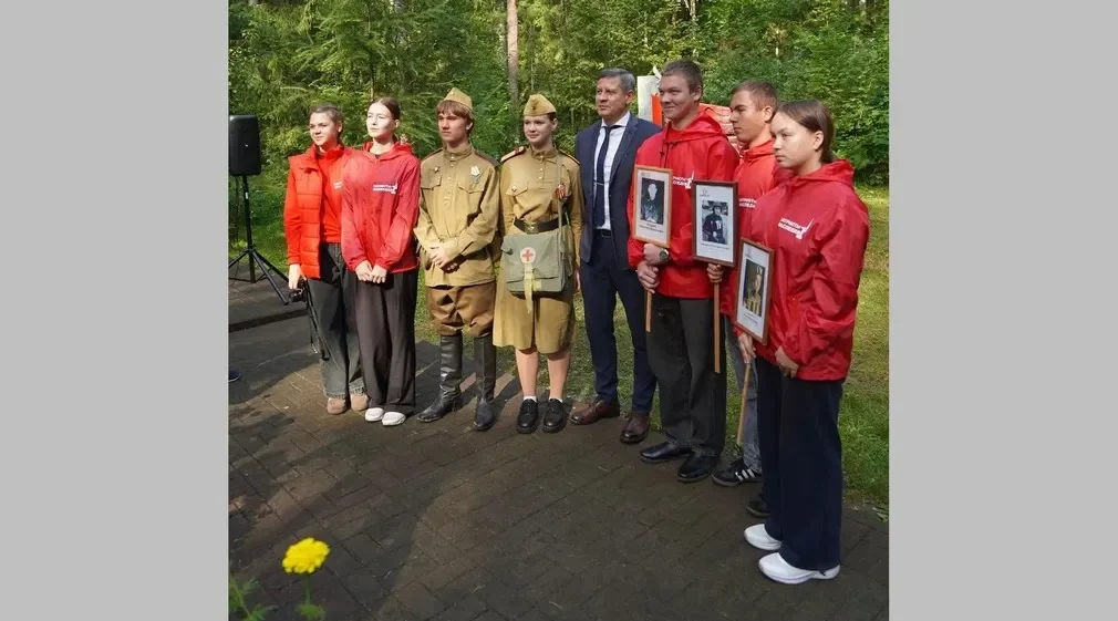 На Поляне журналистов вспоминали военкоров