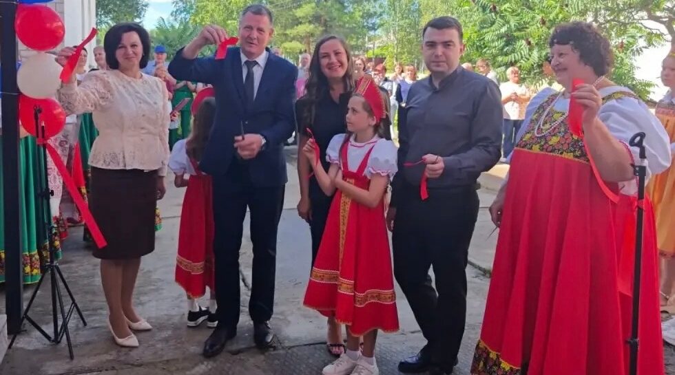 В посёлке Мирный Клетнянского района состоялось торжественное открытие обновлённого дома культуры