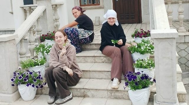 Молодёжь подготовилась к встрече престольного праздника