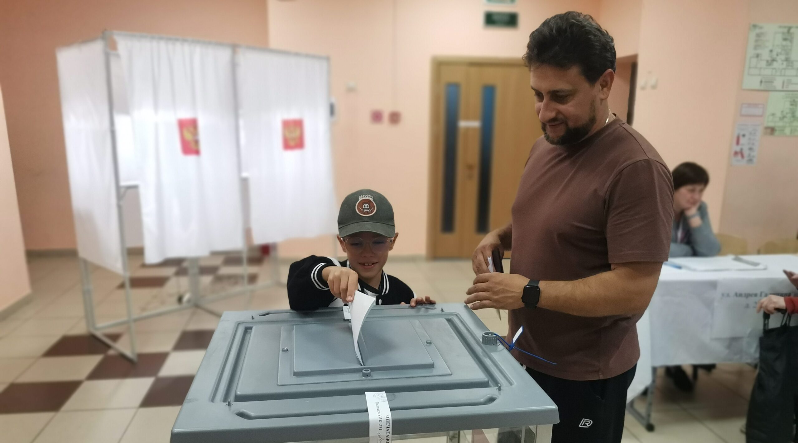 За то, чтобы к народу прислушивались